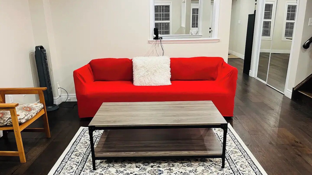 Photo of Livingroom in Brantford