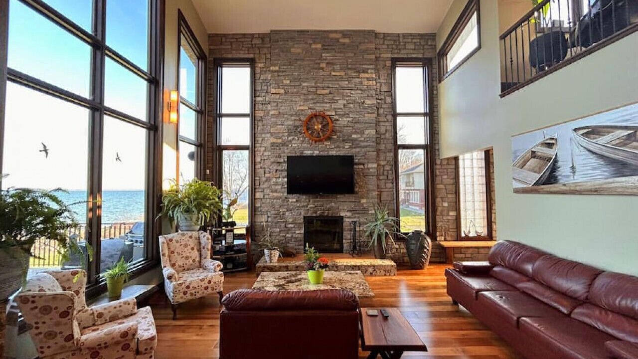 Photo of Livingroom in Gilford