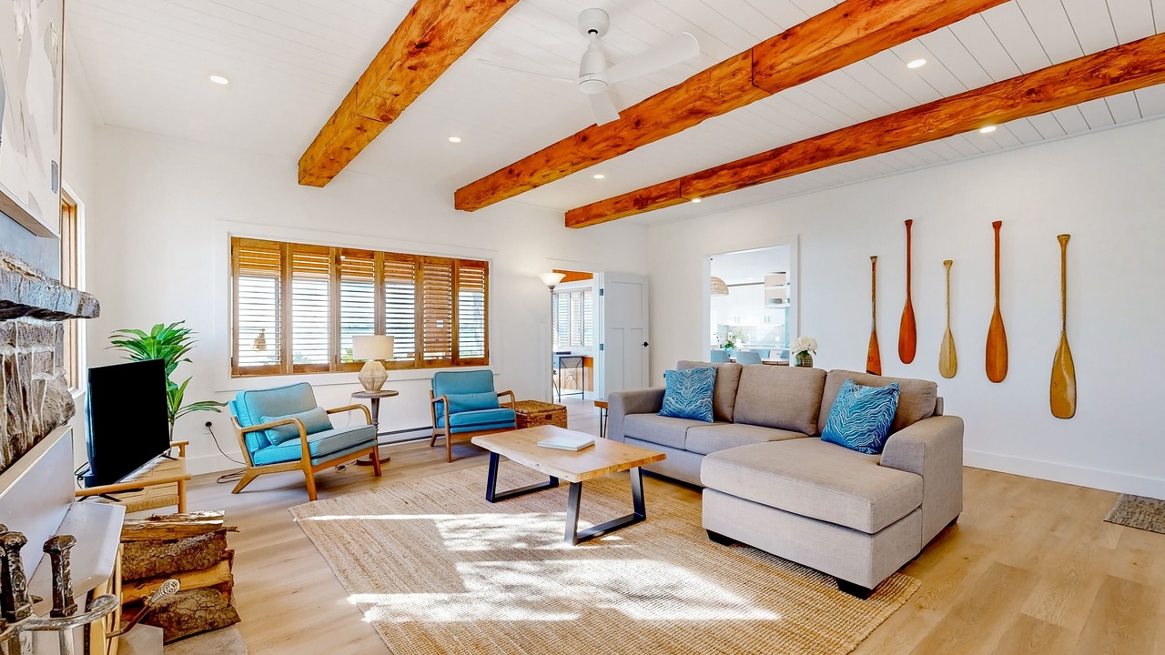 Photo of Livingroom in Innisfil