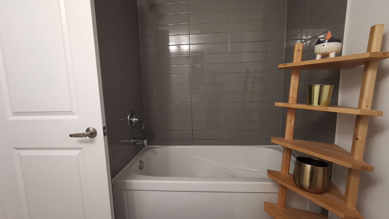 Photo of Bathroom in Central Erin Mills