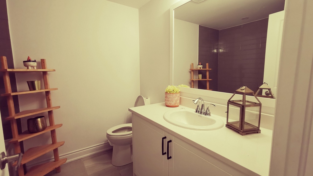 Photo of Bathroom in Central Erin Mills