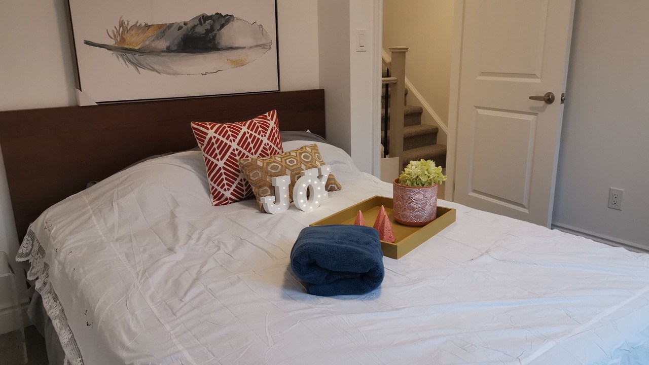 Photo of Bedroom in Central Erin Mills