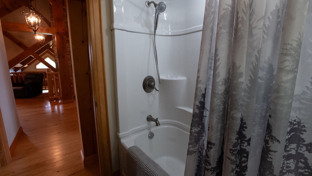 Photo of Bathroom in Alban
