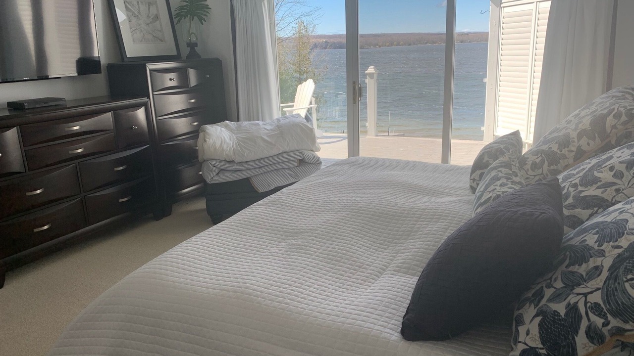 Photo of Bedroom in Penetanguishene