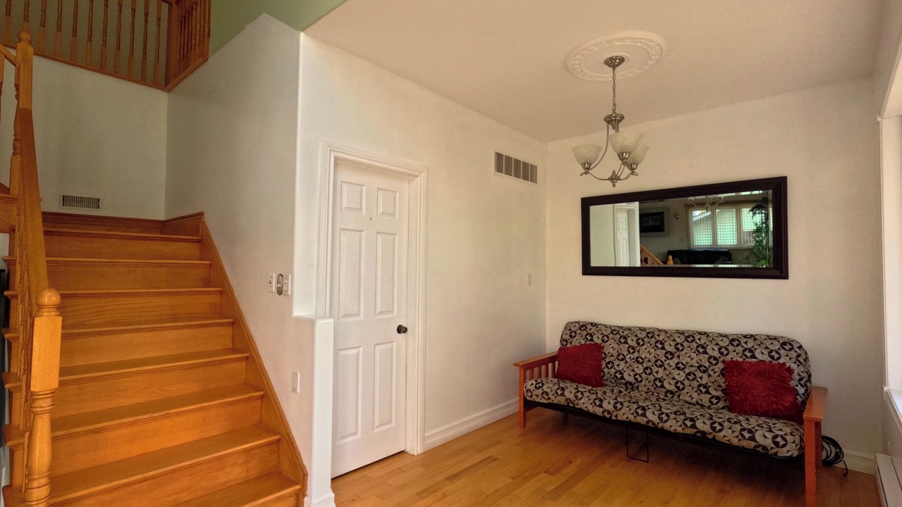 Photo of Livingroom in Hamilton