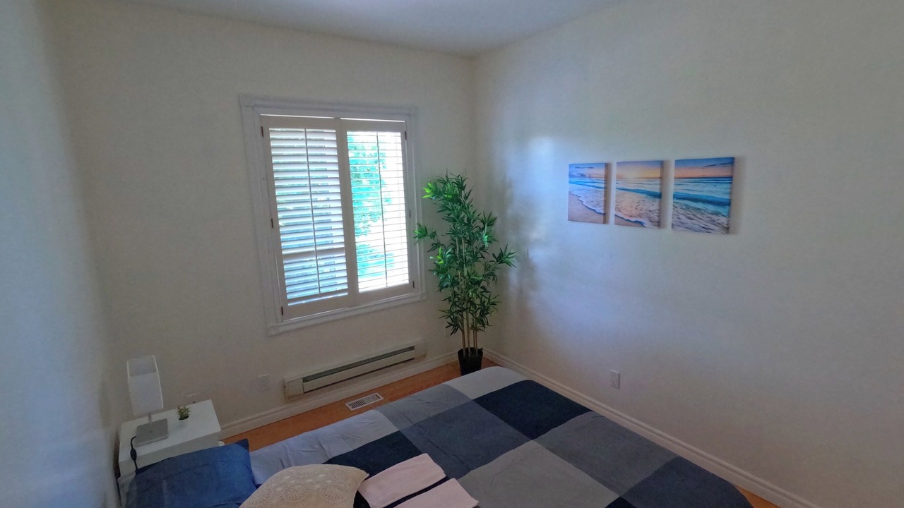 Photo of Bedroom in Hamilton