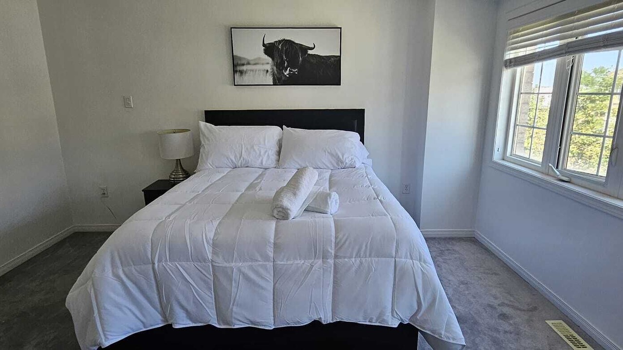 Photo of Bedroom in Hurontario