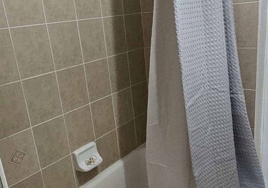 Photo of Bathroom in Hurontario