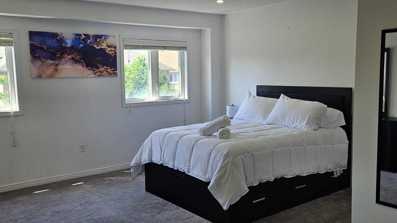 Photo of Bedroom in Hurontario