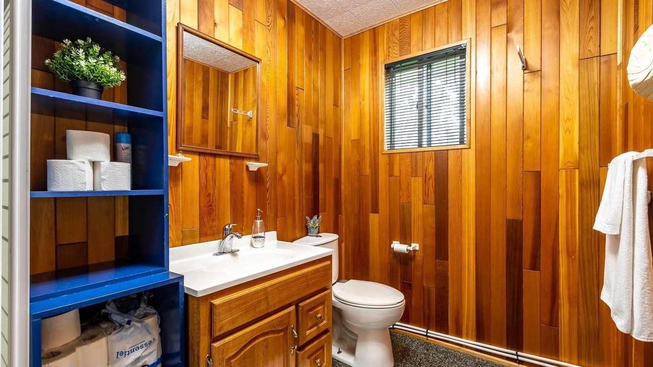 Photo of Bathroom in Magnetawan
