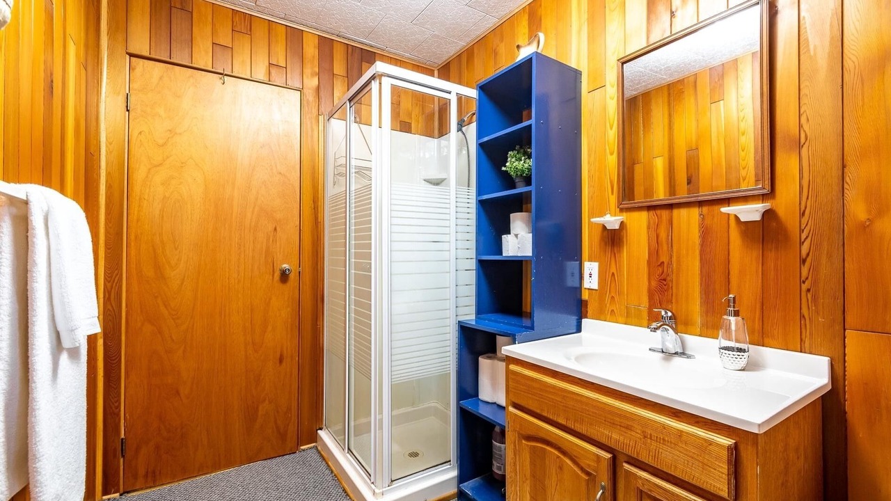 Photo of Bathroom in Magnetawan