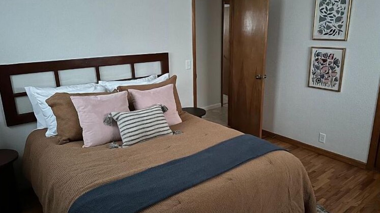 Photo of Bedroom in Elbow Lake