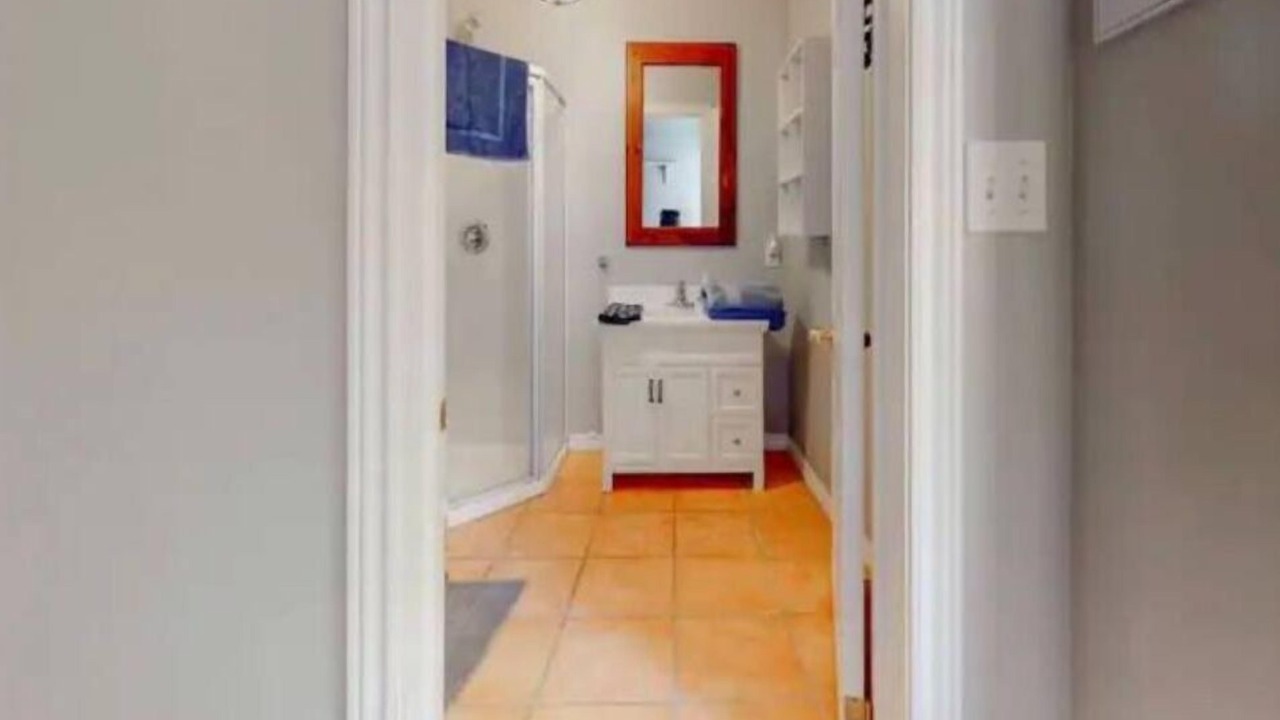 Photo of Bathroom in Port Franks