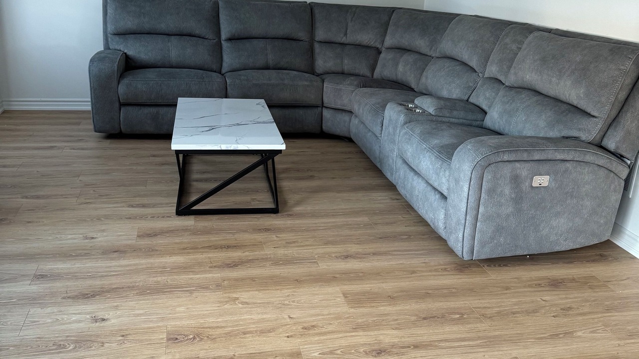 Photo of Livingroom in Cobourg