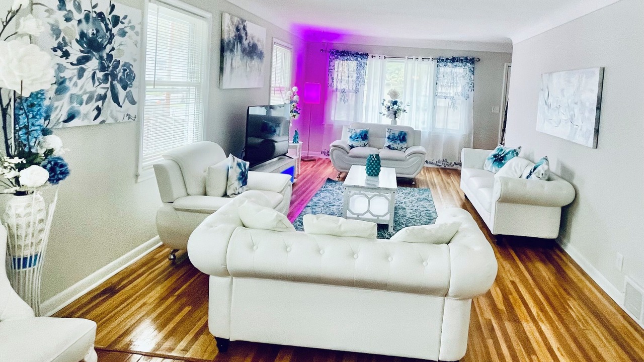 Photo of Livingroom in St. Paul
