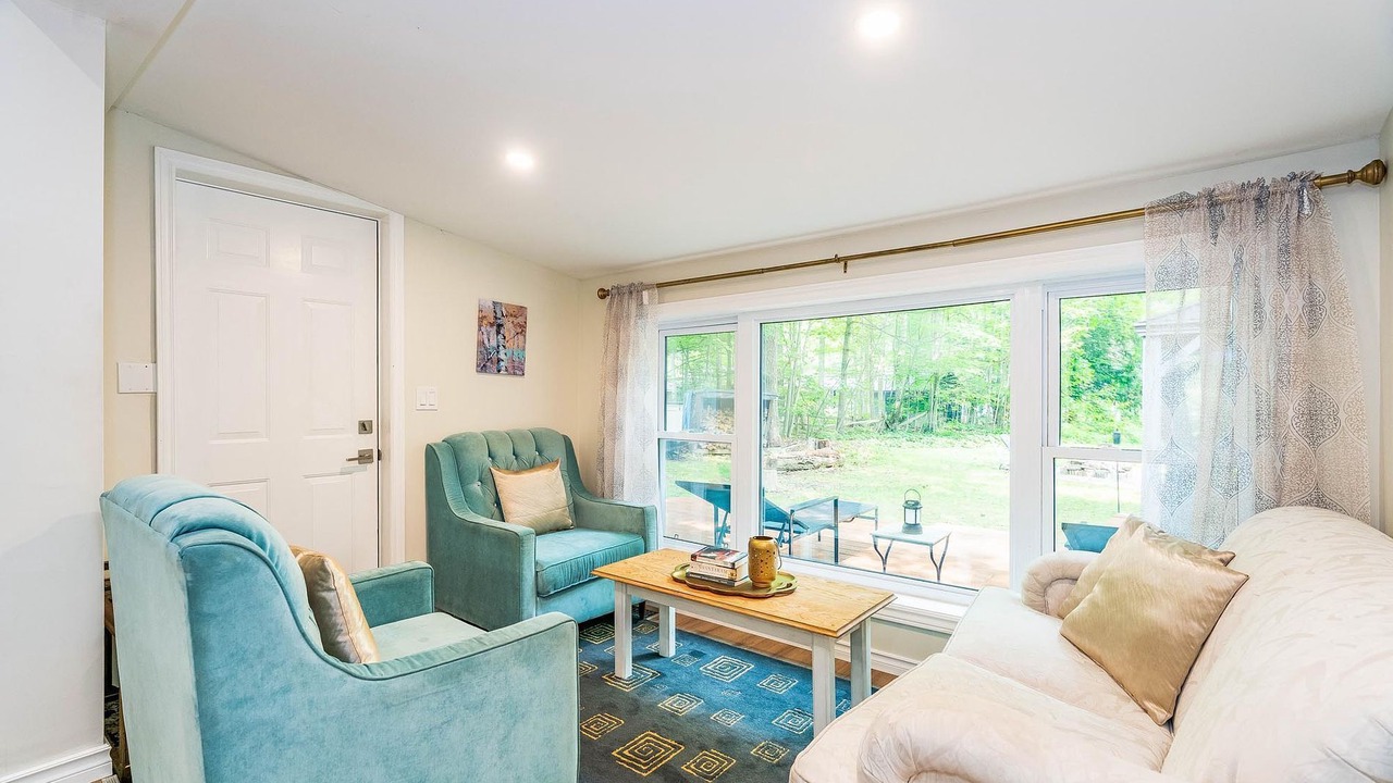 Photo of Livingroom in Washago