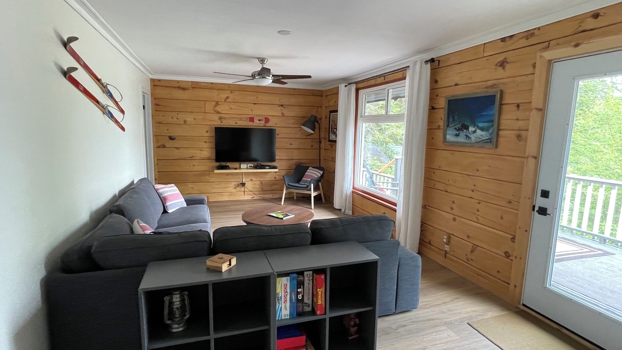 Photo of Livingroom in Hastings Highlands