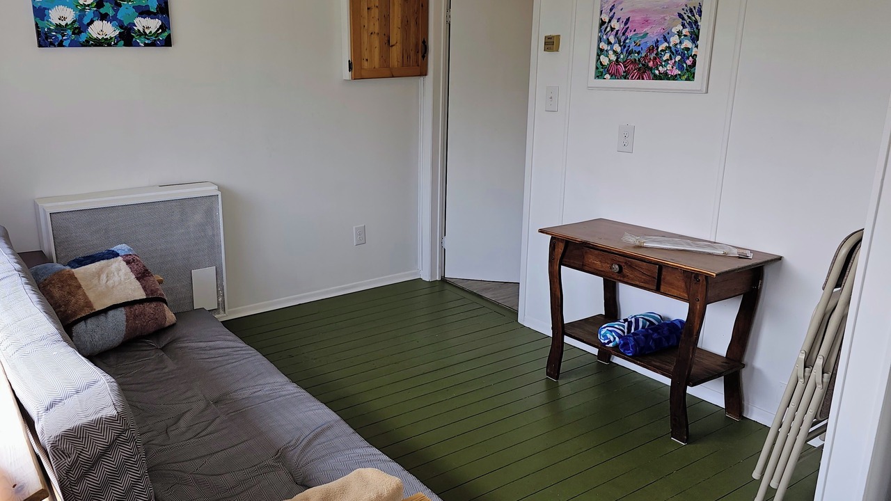 Photo of Livingroom in Addington Highlands