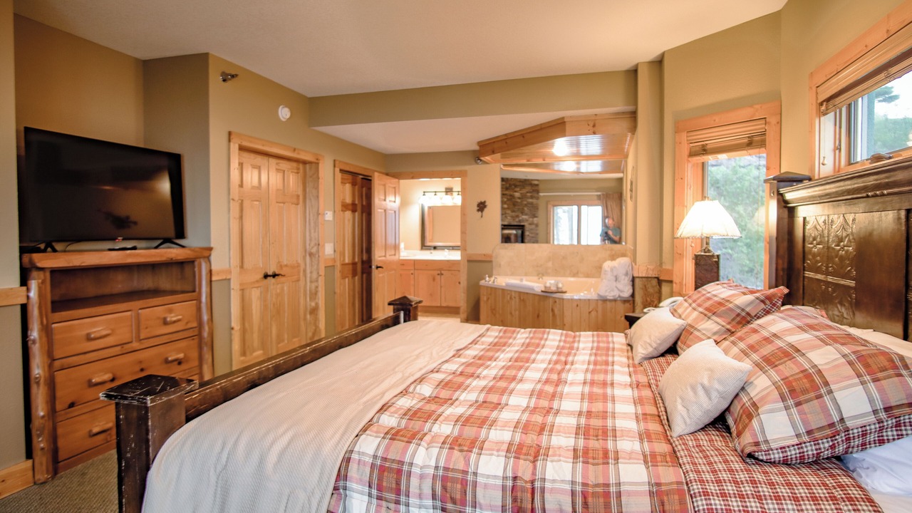 Photo of Bedroom in Two Harbors