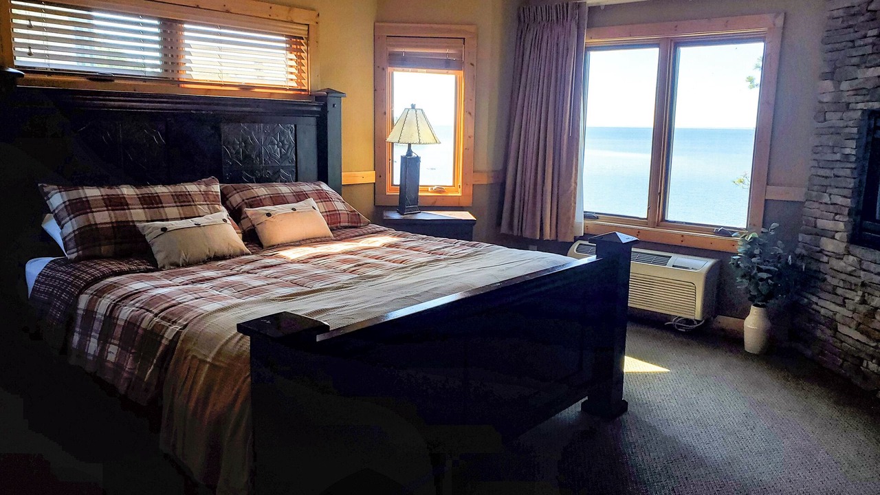 Photo of Bedroom in Two Harbors