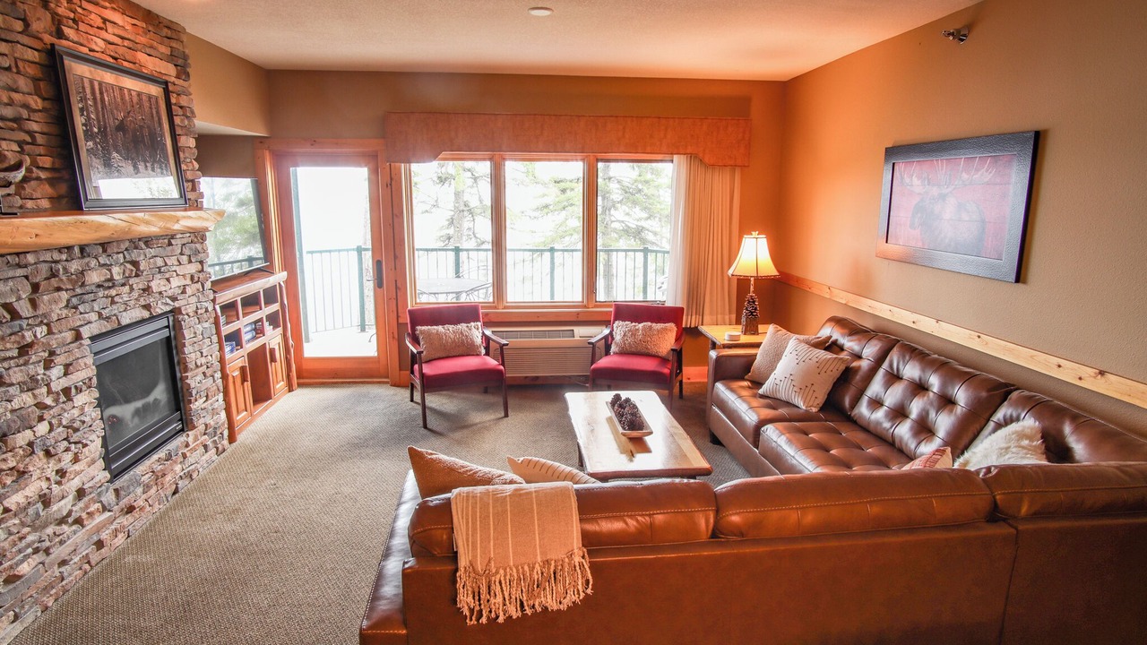 Photo of Livingroom in Two Harbors