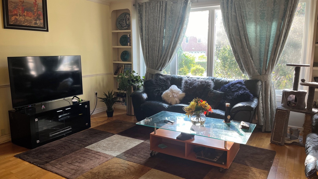 Photo of Livingroom in North York