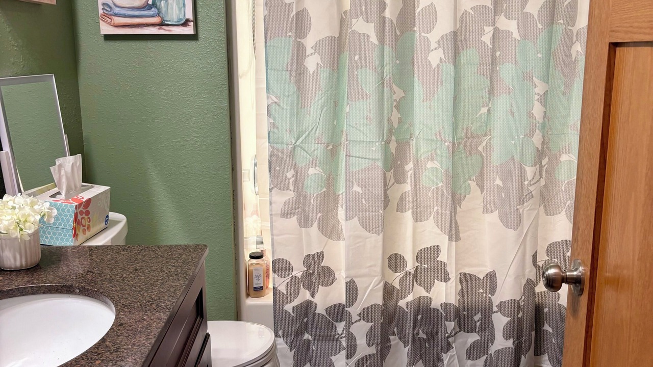 Photo of Bathroom in Deerwood