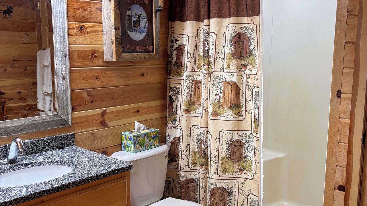 Photo of Bathroom in Deerwood