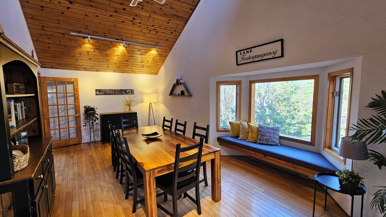 Photo of Bedroom in Haliburton