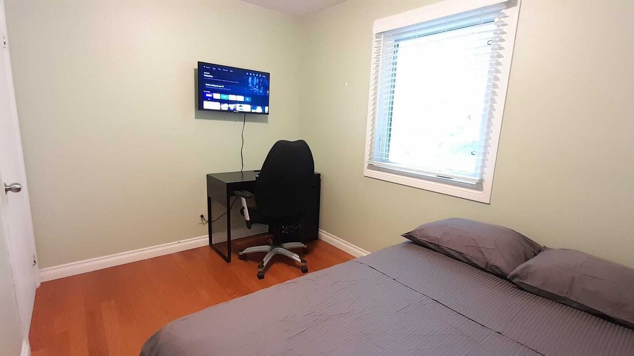 Photo of Bedroom in Ottawa Division