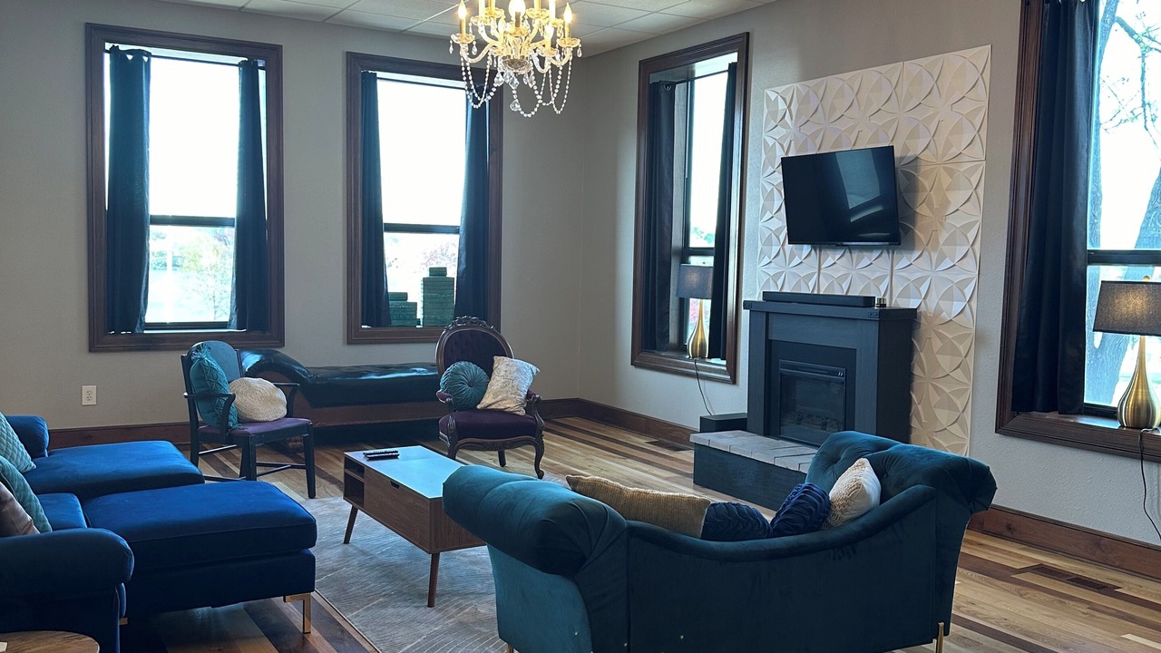 Photo of Livingroom in Albert Lea