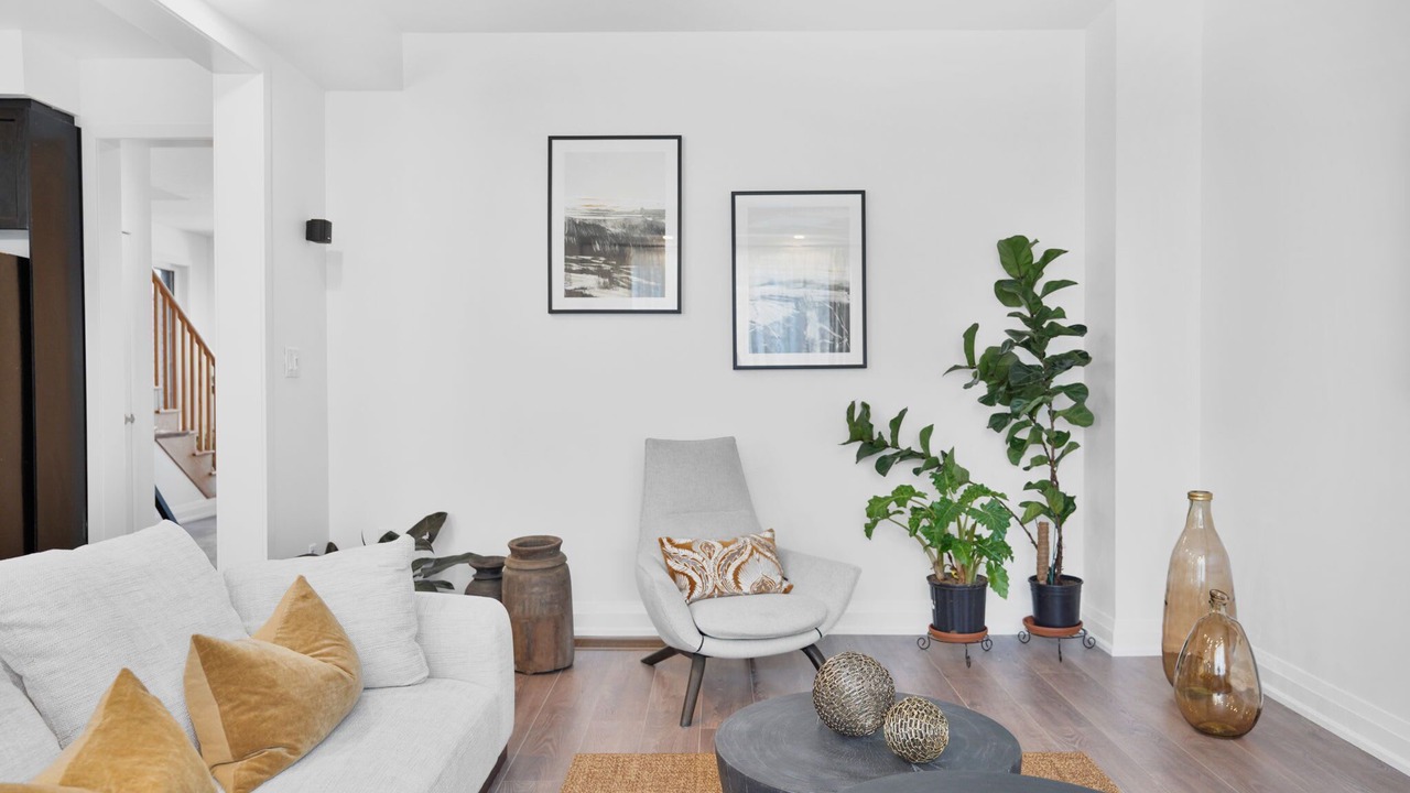 Photo of Livingroom in Thorold