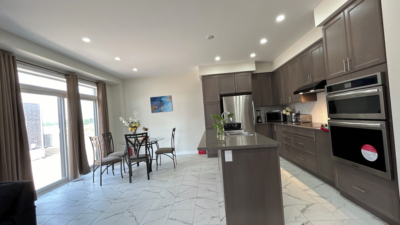 Photo of Kitchen in Thorold