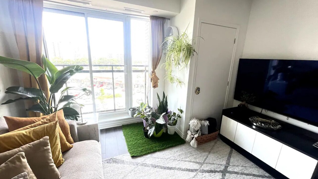 Photo of Livingroom in Pickering
