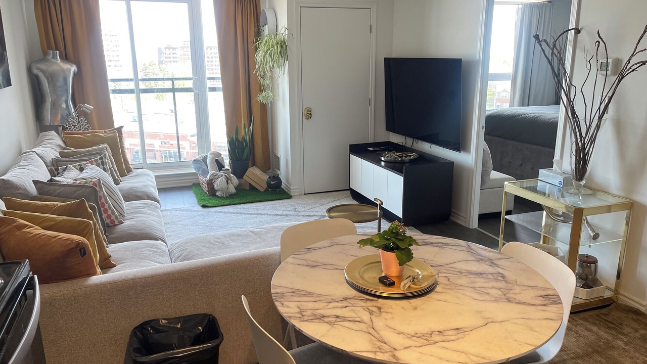 Photo of Livingroom in Pickering