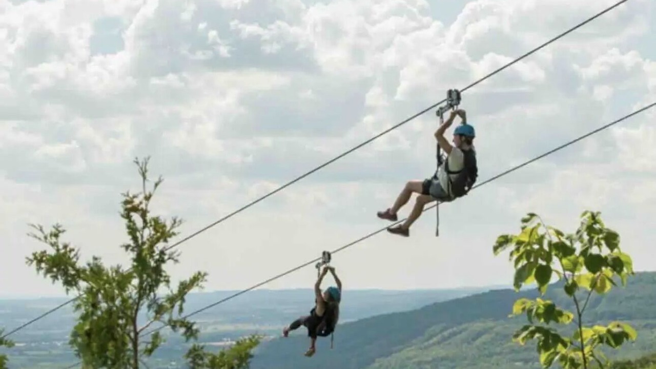Photo of Others in The Blue Mountains