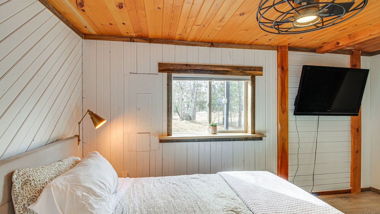 Photo of Bedroom in Duluth