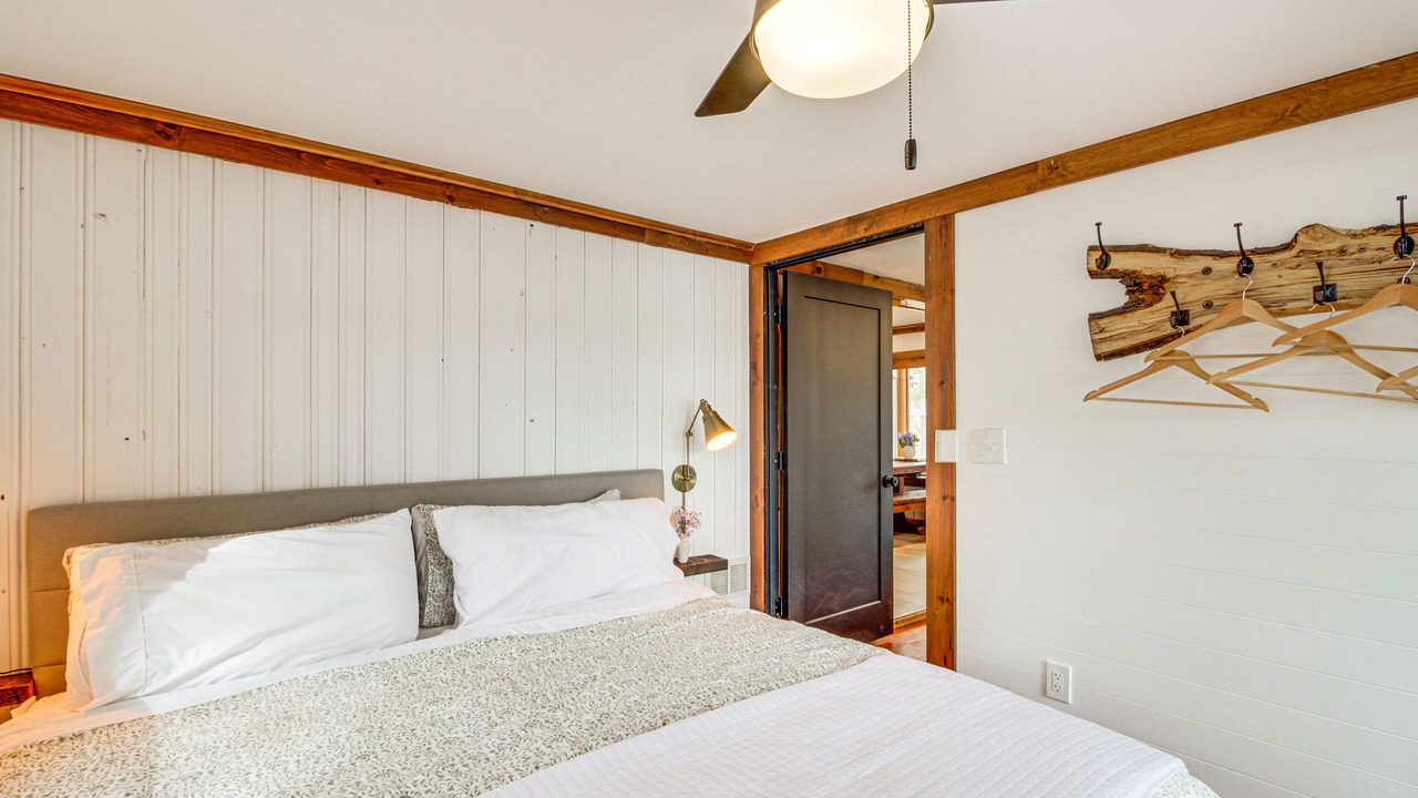 Photo of Bedroom in Duluth