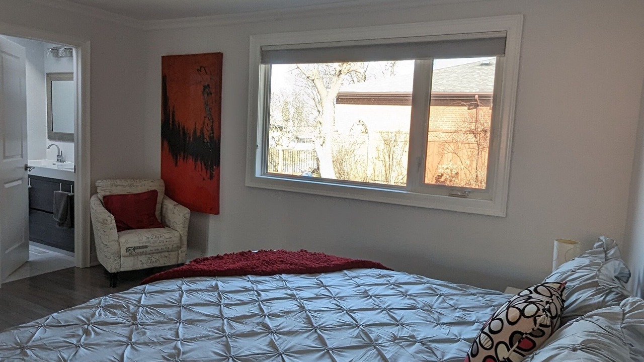Photo of Bedroom in Brookhaven - Amesbury