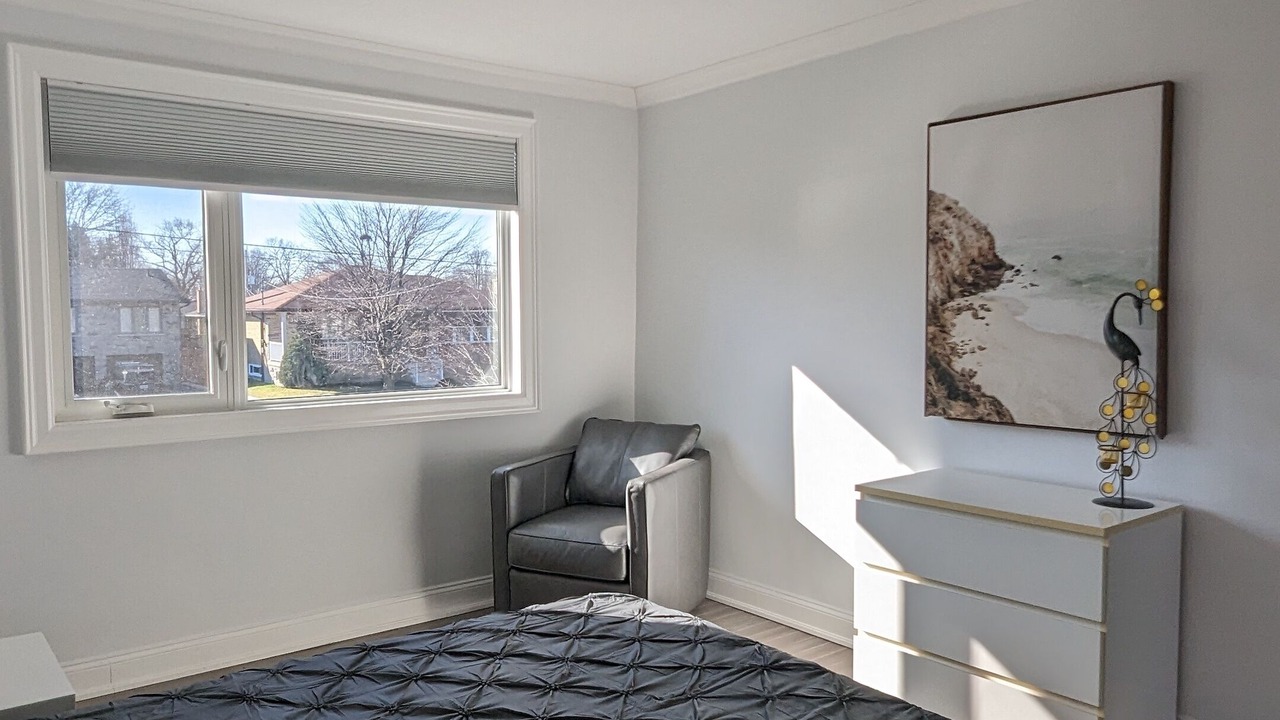 Photo of Bedroom in Brookhaven - Amesbury