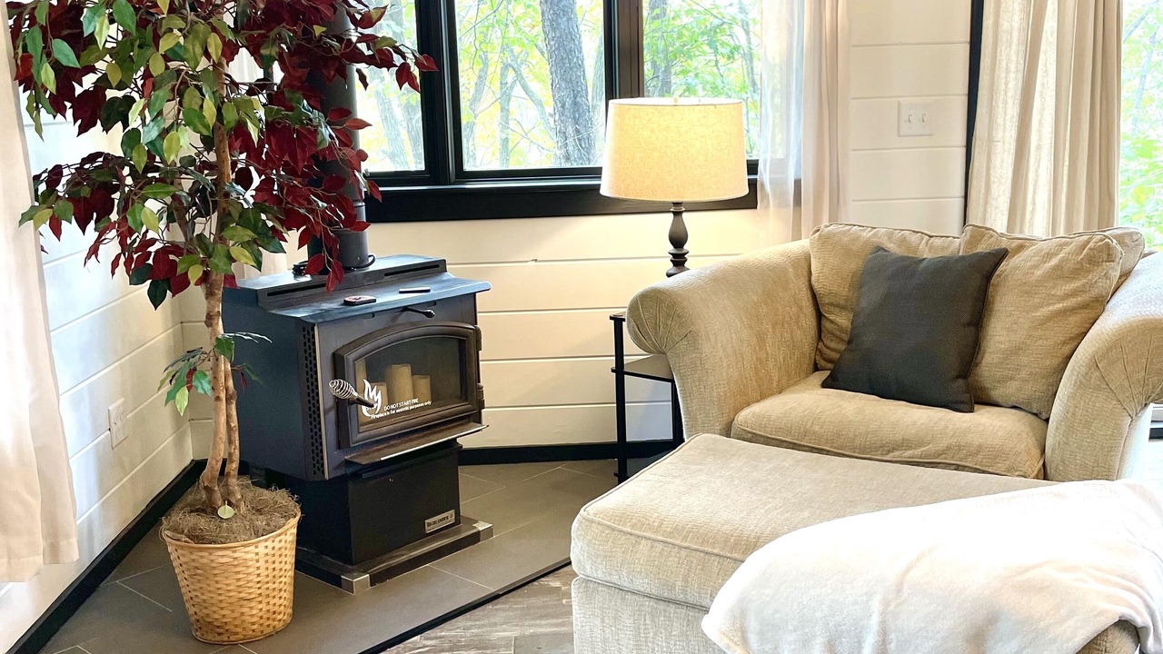 Photo of Bedroom in Brainerd