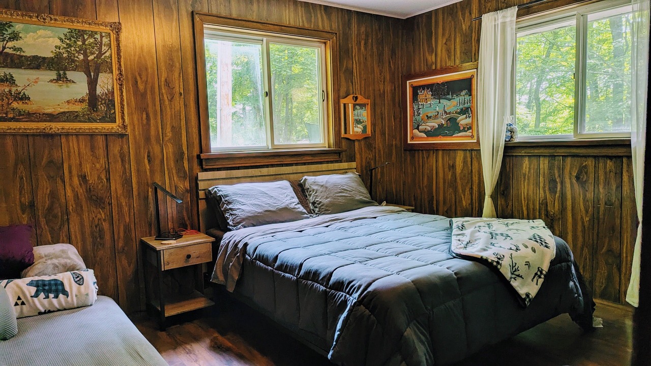 Photo of Bedroom in Frontenac