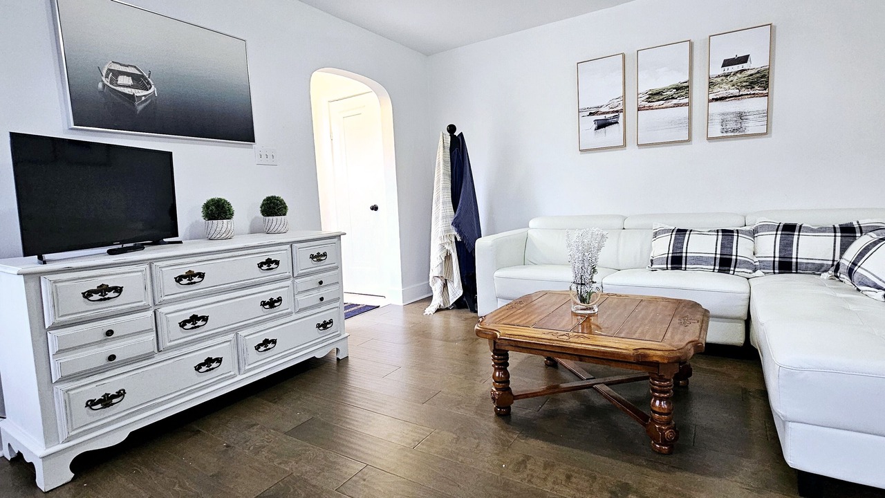 Photo of Livingroom in Paris