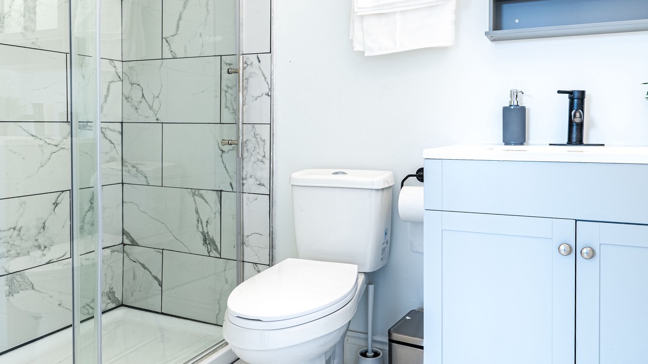 Photo of Bathroom in Glabar Park