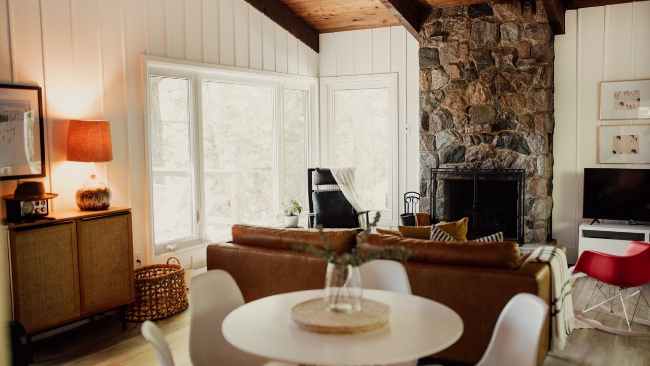 Photo of Livingroom in Havelock-Belmont-Methuen