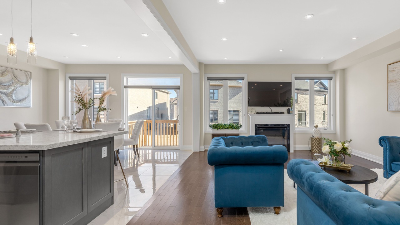 Photo of Livingroom in Brampton
