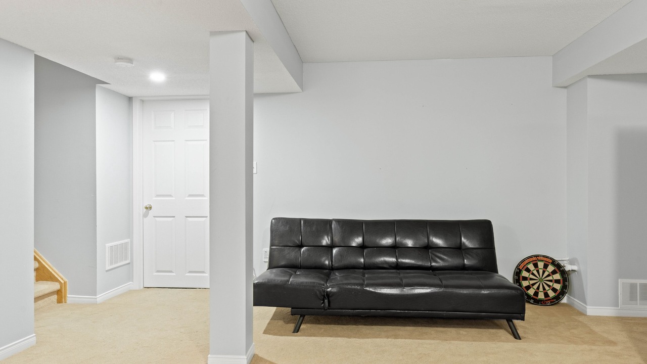 Photo of Livingroom in Brampton