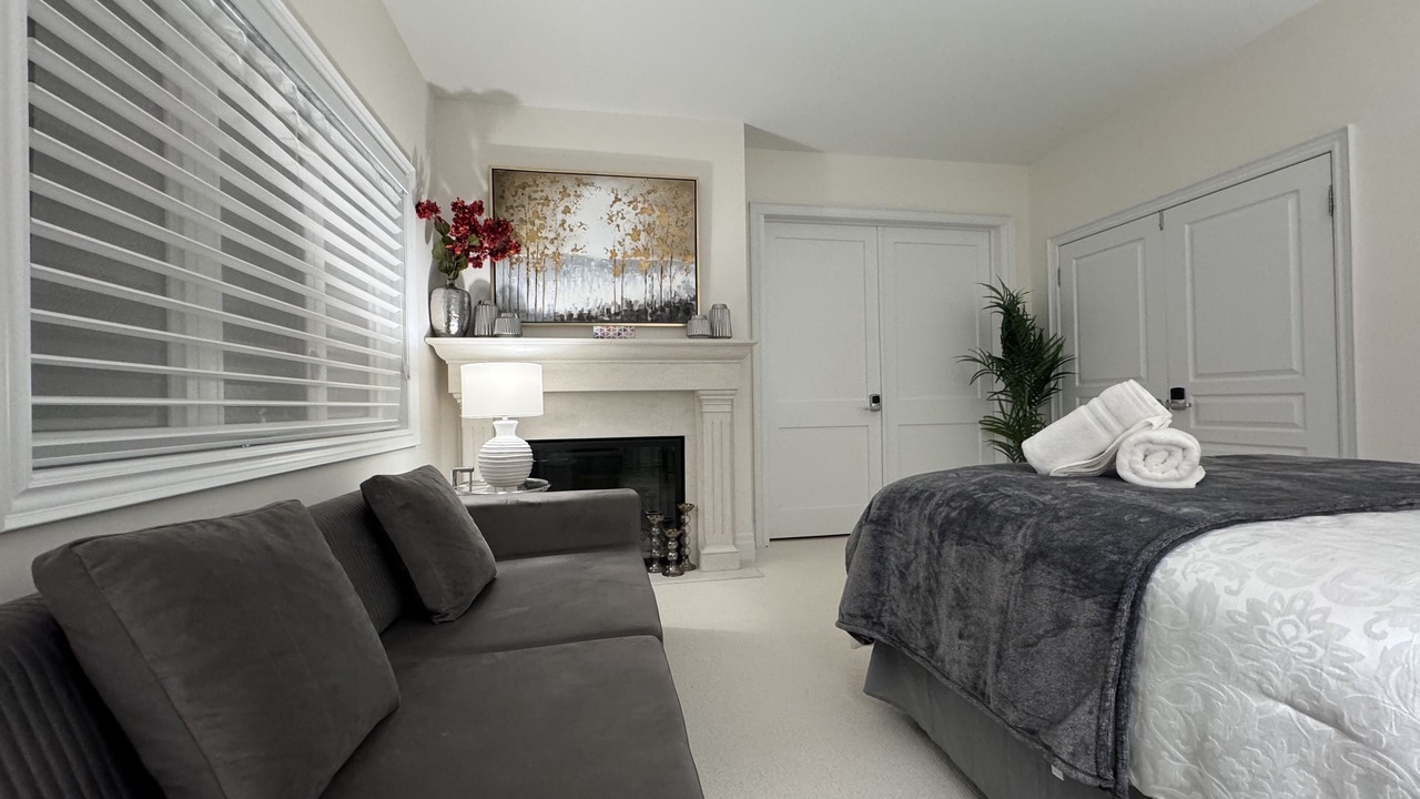 Photo of Bedroom in Richmond Hill