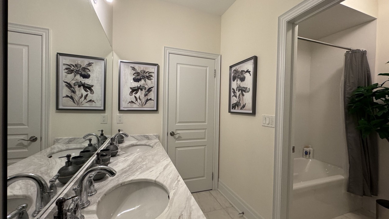 Photo of Bathroom in Richmond Hill