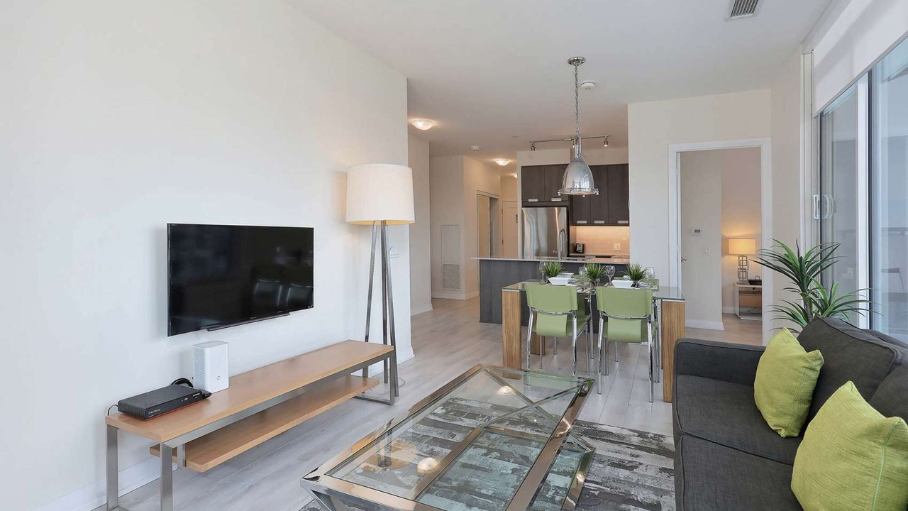 Photo of Livingroom in Hurontario